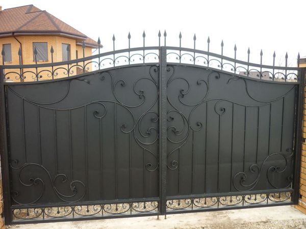 Кованые ворота Оренбург (015)