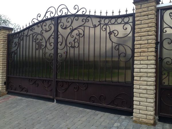 Кованые ворота Оренбург (046)